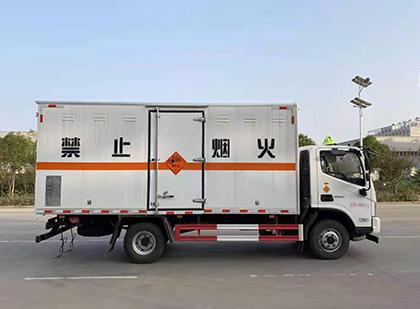 江油爆破器材运输车